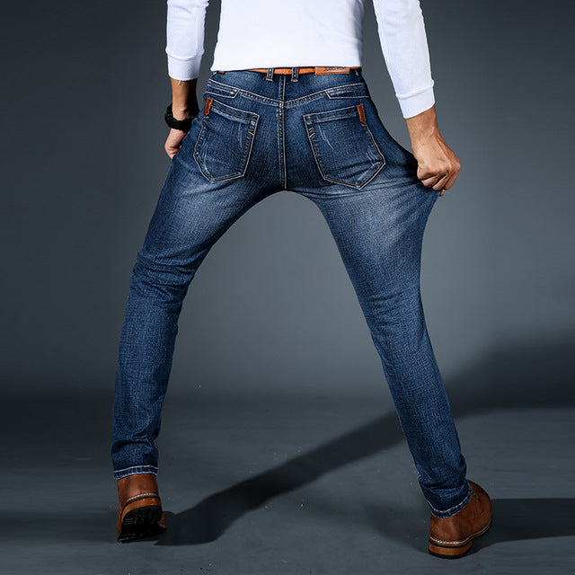 OWEN™ – JEANS O CHARAKTERZE