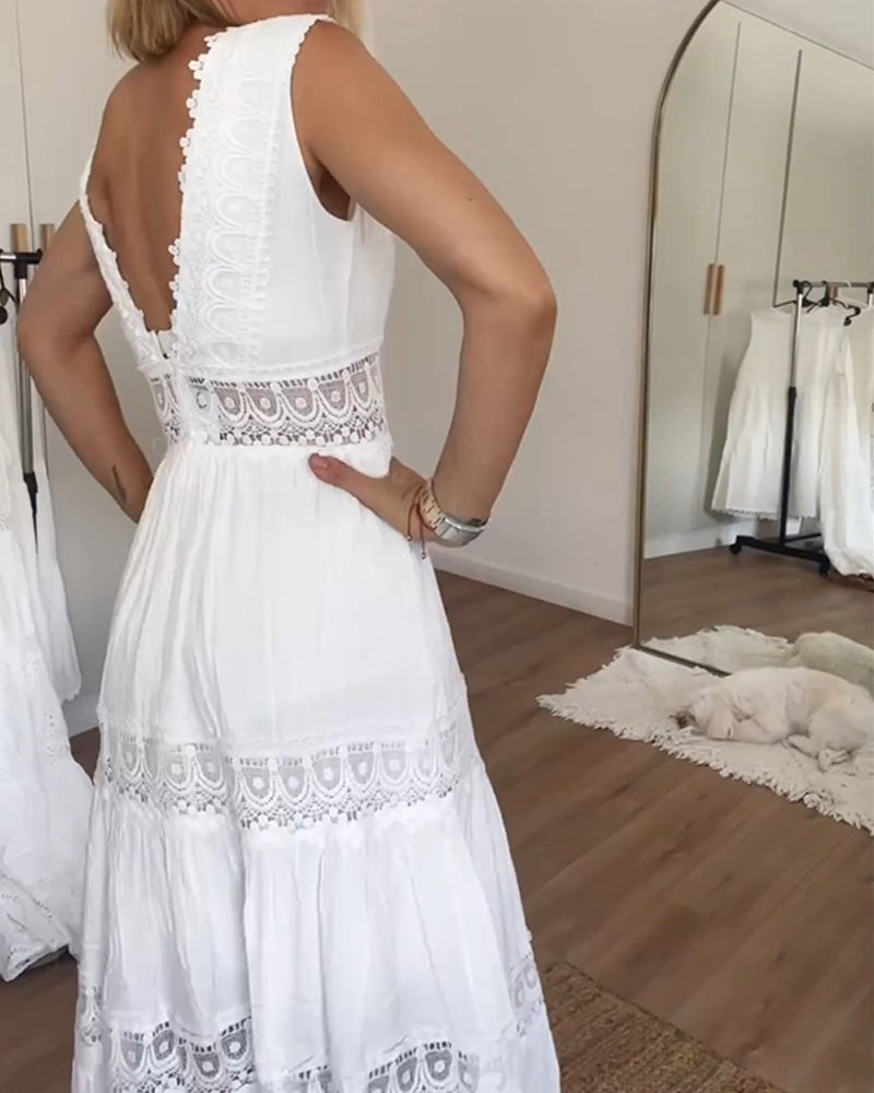 Élise™ | Elegancka Koronkowa Sukienka z Dekoltem w Serek